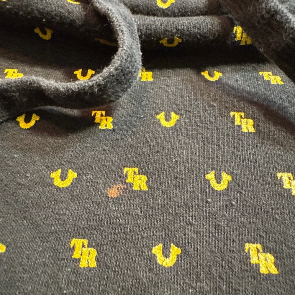 Y2K Style True Religion All Over Print Horseshoe Logo Hoodie Black‎ Gold Small